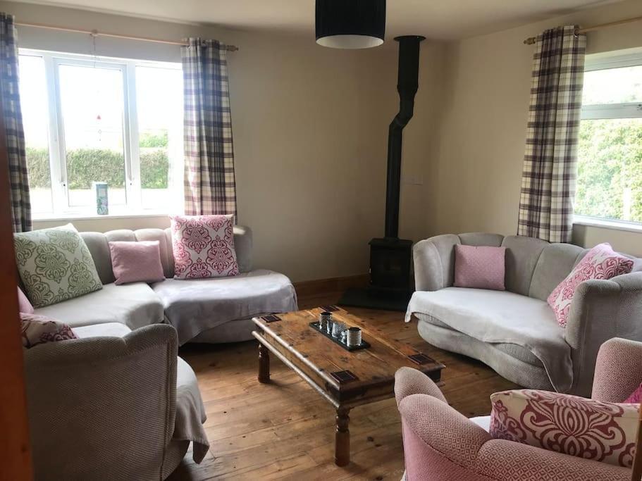 Rosie'S Pad Villa Louisburgh Eksteriør bilde